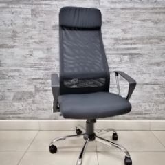 Кресло Barneo K-116 для персонала (черная ткань, черная сетка) в Заречном - zarechnyy.mebel24.online | фото